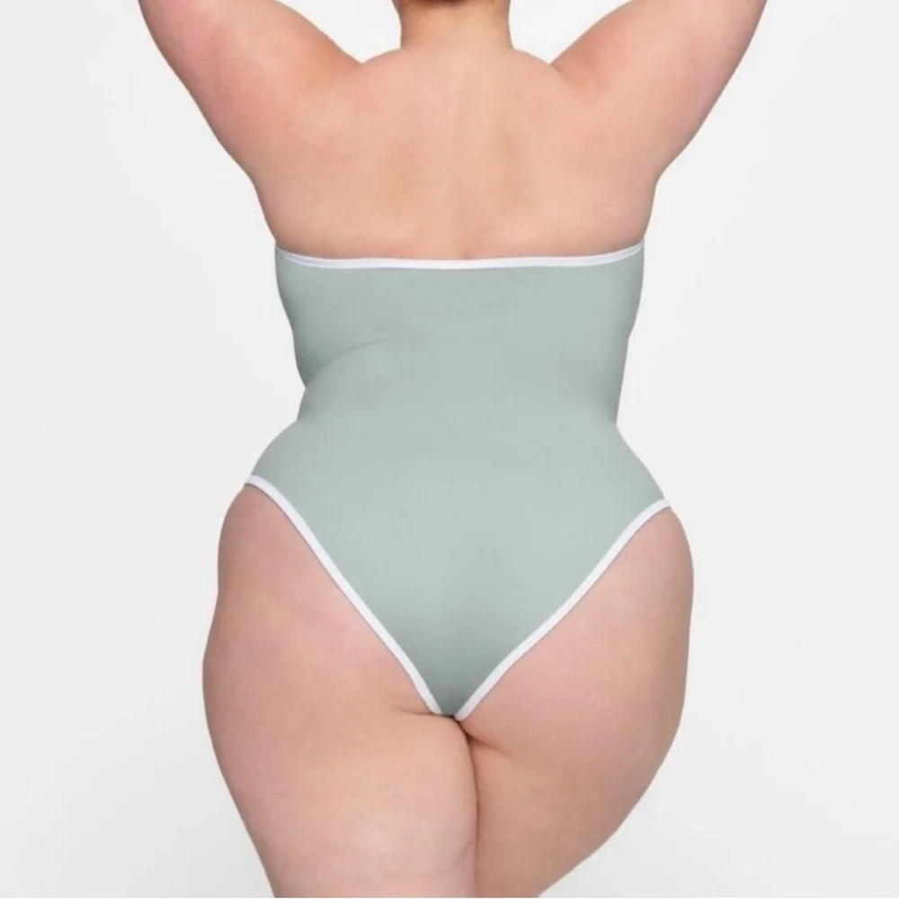 SKIMS Sporty Zipper Swim Strapless One-Piece